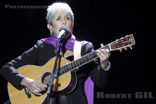 JOAN BAEZ - 2011-09-17 - LA COURNEUVE - Parc Departemental - Grande Scene - 